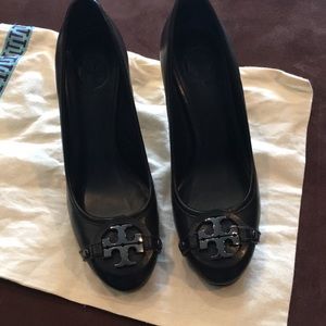 Worn once! Stunning Tory Burch Heels!